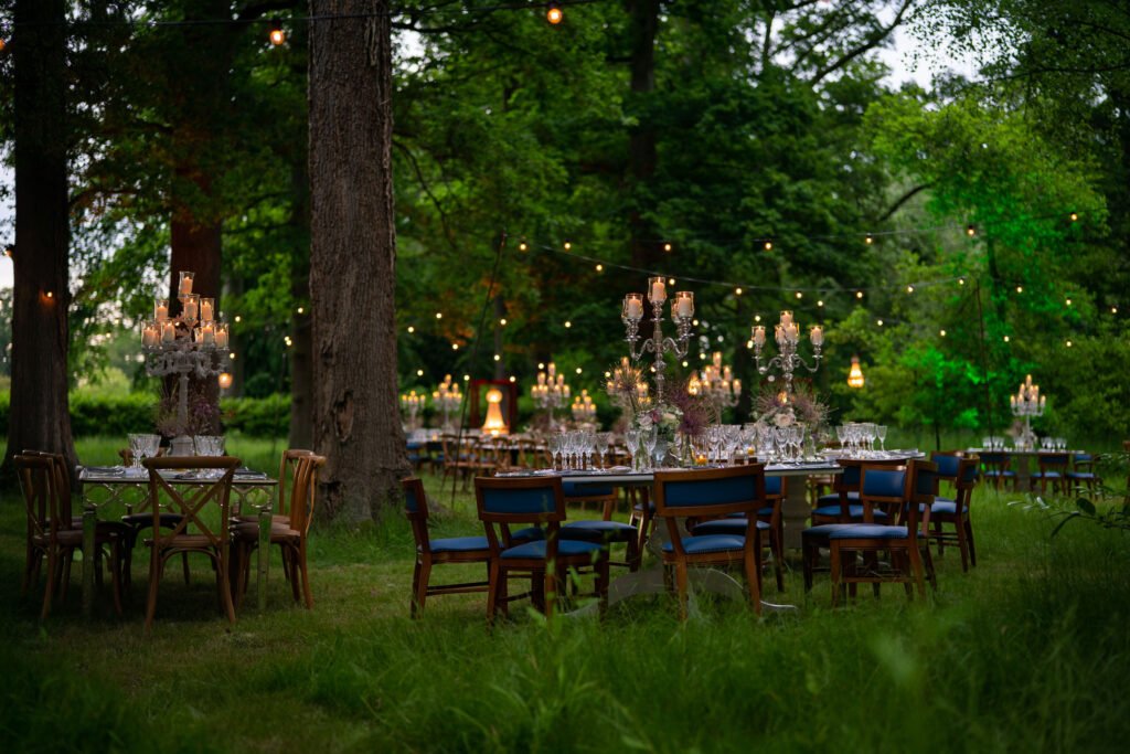 immersive dinner in the woods